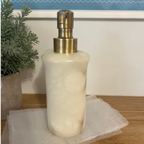 NEW Labrazel Alisa Cream Alabaster Soap Dispenser Burnished Brass Italy - Picture 4 of 12